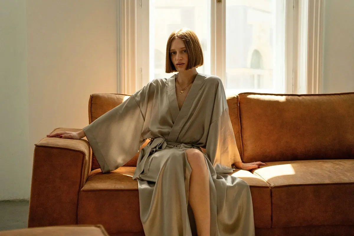 Compare Pics - High Quality - AIEnhancer