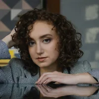 Maria Lopez - AIEnhancer