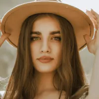 Sarah Bennett - AIEnhancer