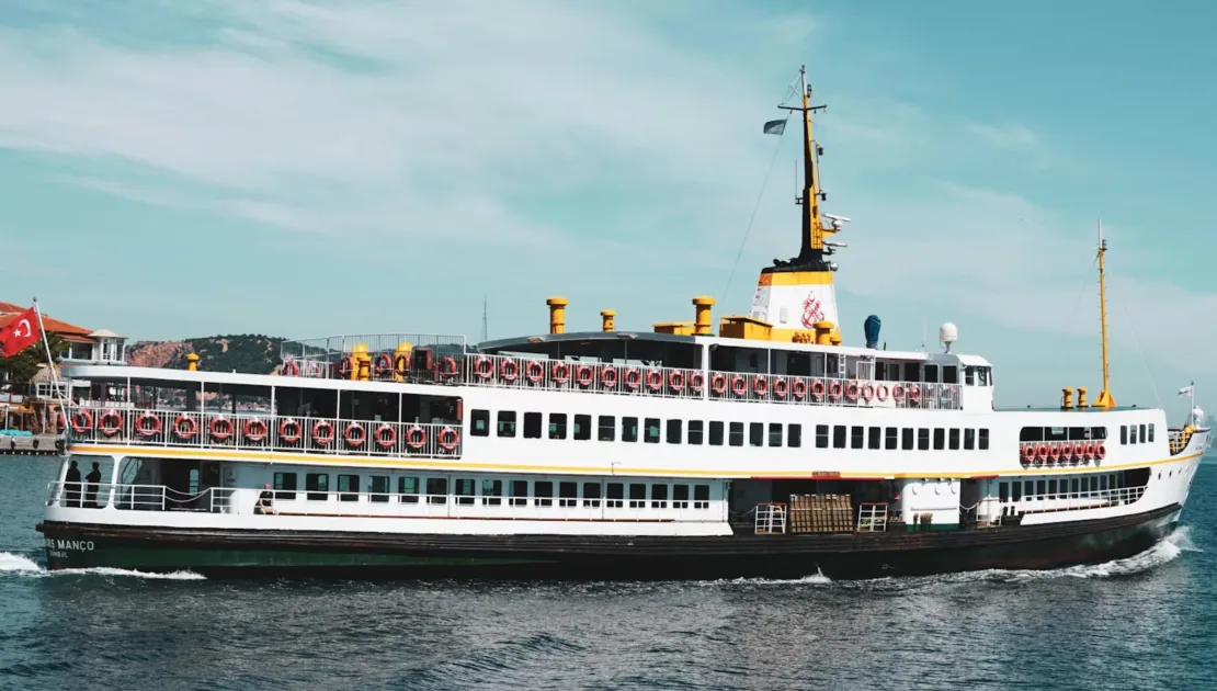 Compare Pics - High Quality - AIEnhancer