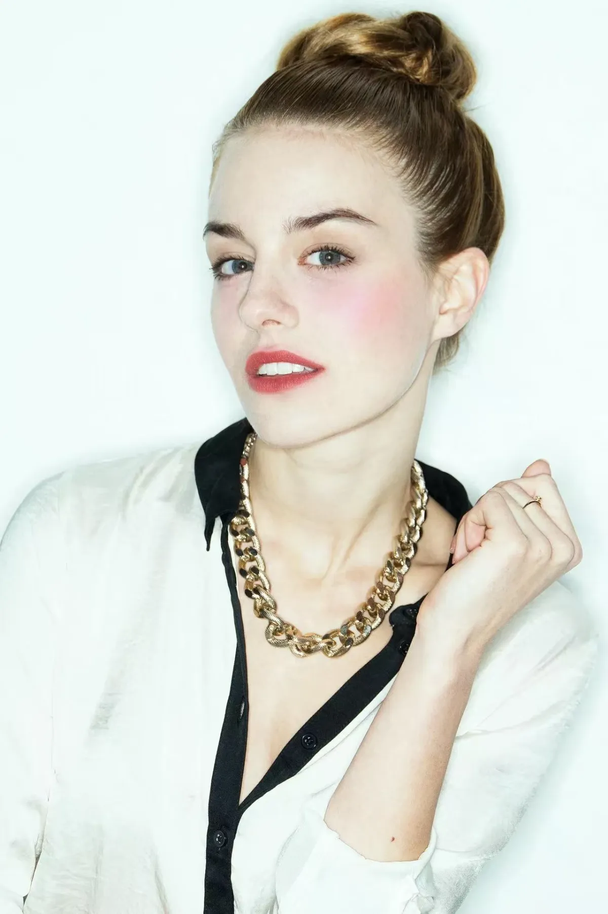 Soft Face Light & Blush - AIEnhancer