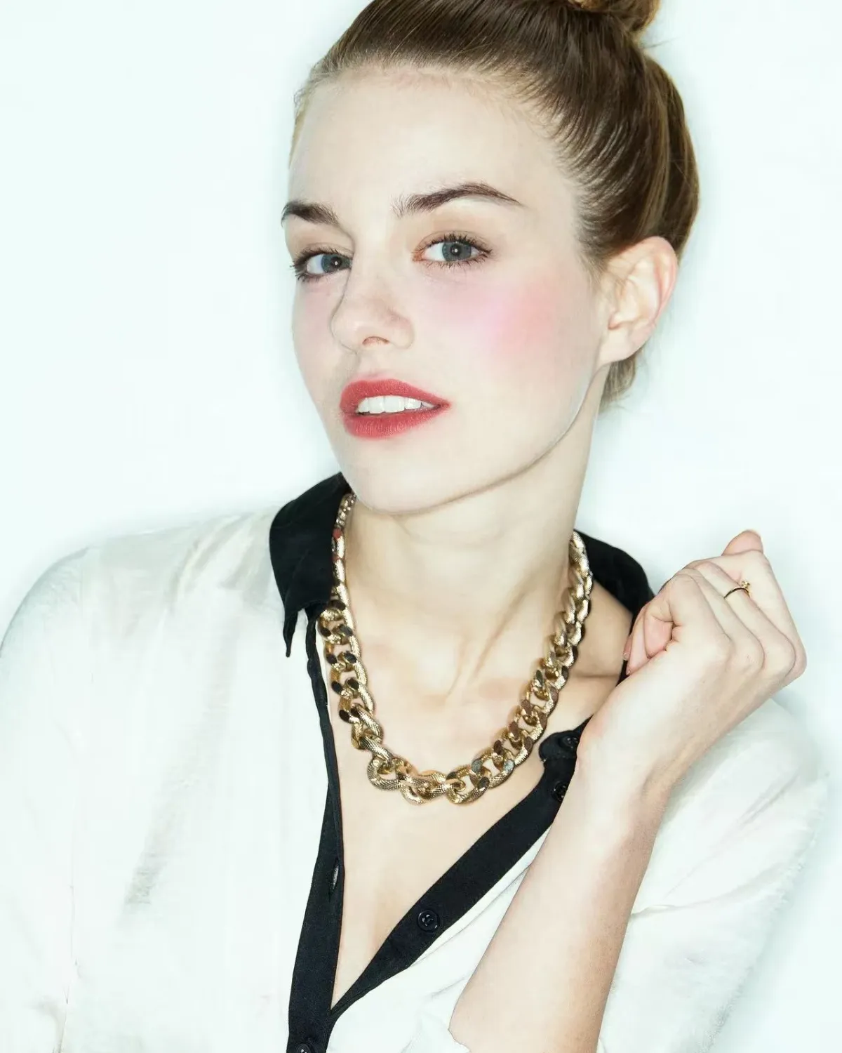 Soft Face Light & Blush - AIEnhancer